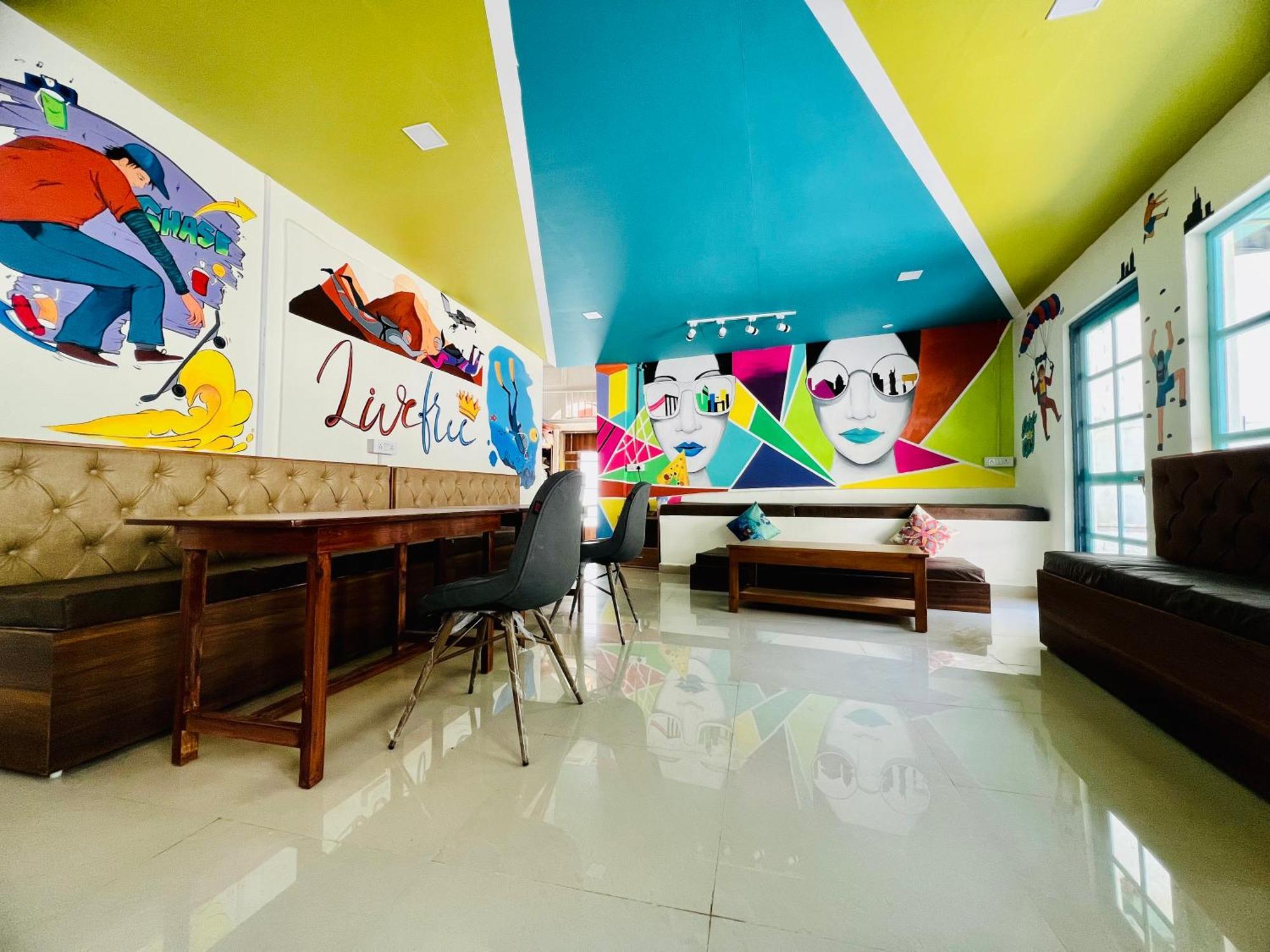 Live Free Hostel, Mcleodganj McLeod Ganj Buitenkant foto