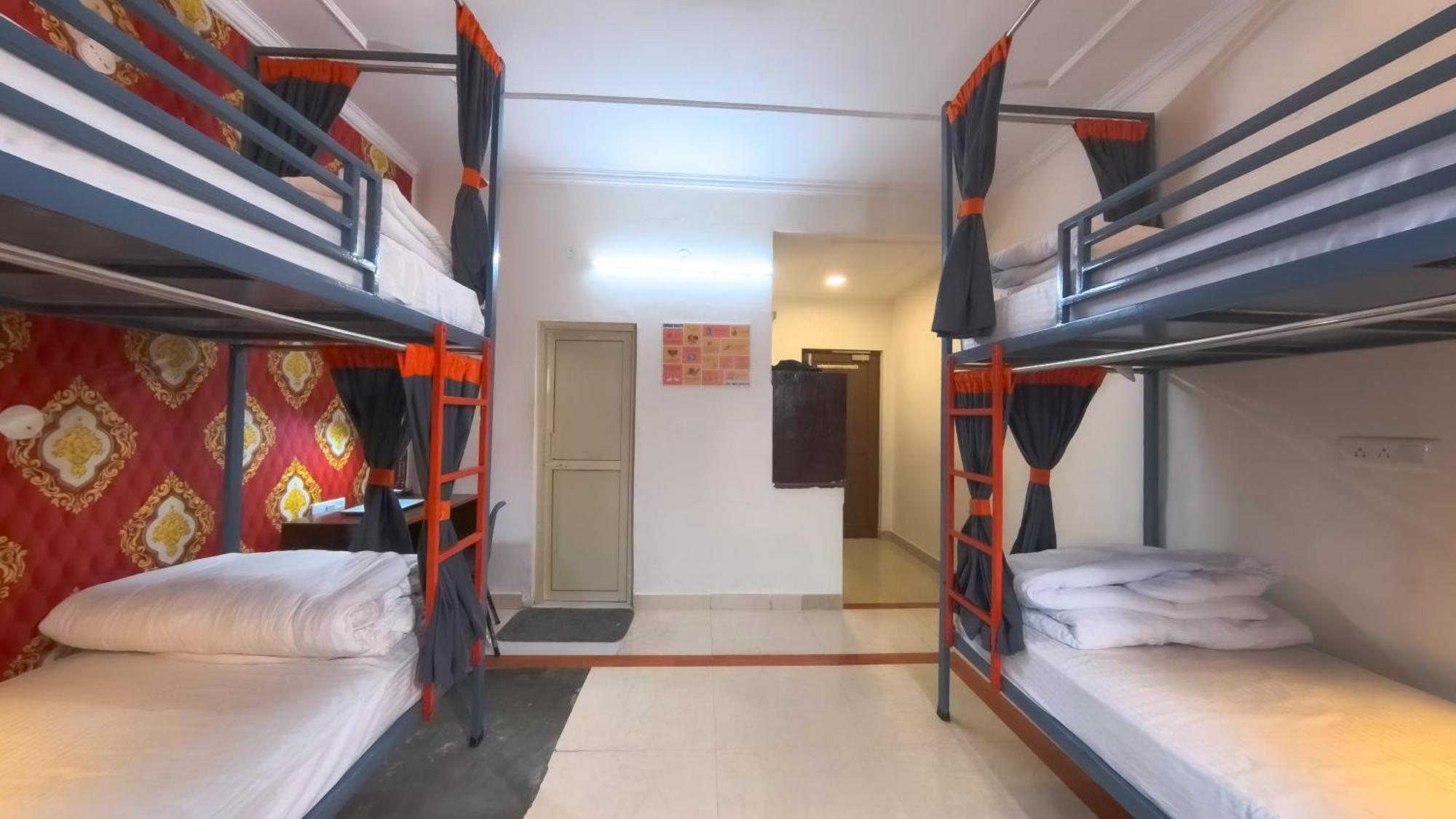 Live Free Hostel, Mcleodganj McLeod Ganj Buitenkant foto